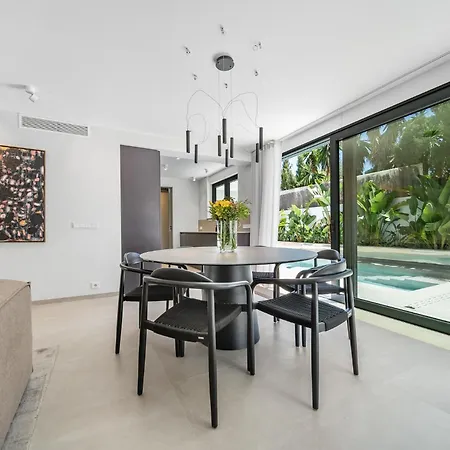 Villa Rio Beachfront Marbellac